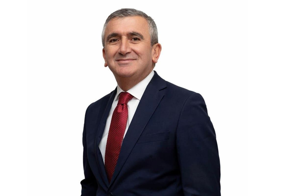 Ak�akoca da Se�imleri Albayrak Kazand�