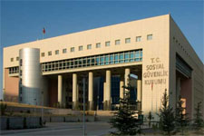 SGK'dan Binlerce Emekliye B�y�k �ok!