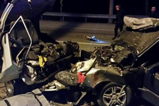 Trafik Kazas� : 2 �l�, 6 Yaral� 