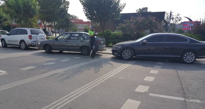 Yaya ge�idine park edilen ara�lara cezai i�lem!
