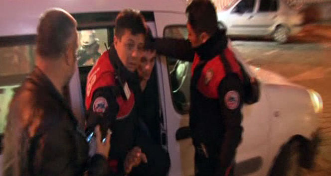 �fkeli Koca �ki Kar�s�n�da �ld�rd�