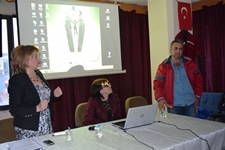 G�rc� Dili G�n� D�zce'de Kutland�
