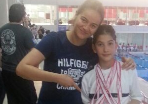 Minik Y�z�c�den D�zce'ye 4 Madalya
