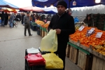 Pazarda 10 Kuru�a Satt�
