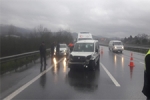 TEM otoyolunda kaza 2 yaral�
